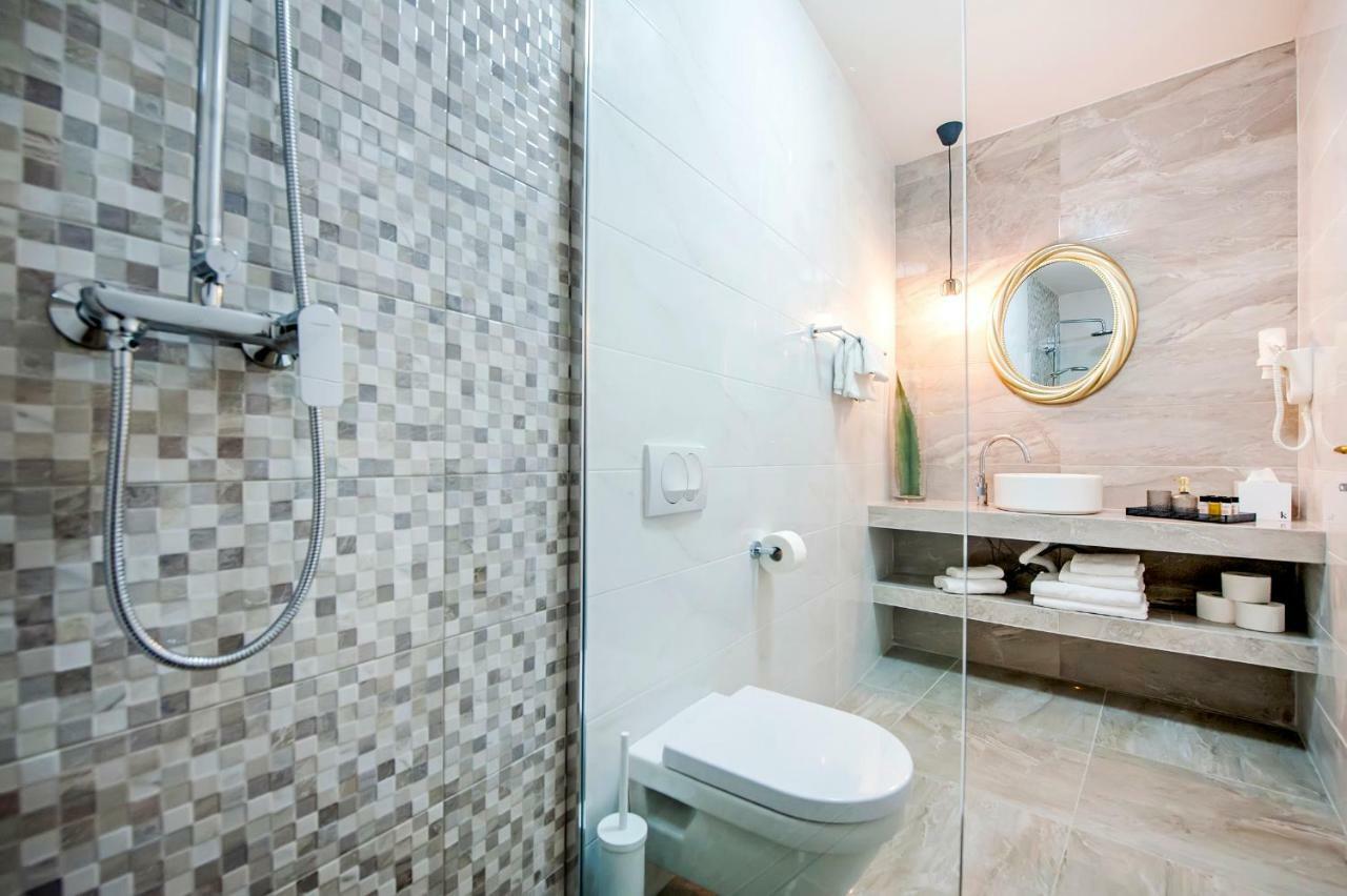 Deluxe Studio G 12 Rovinj Bagian luar foto